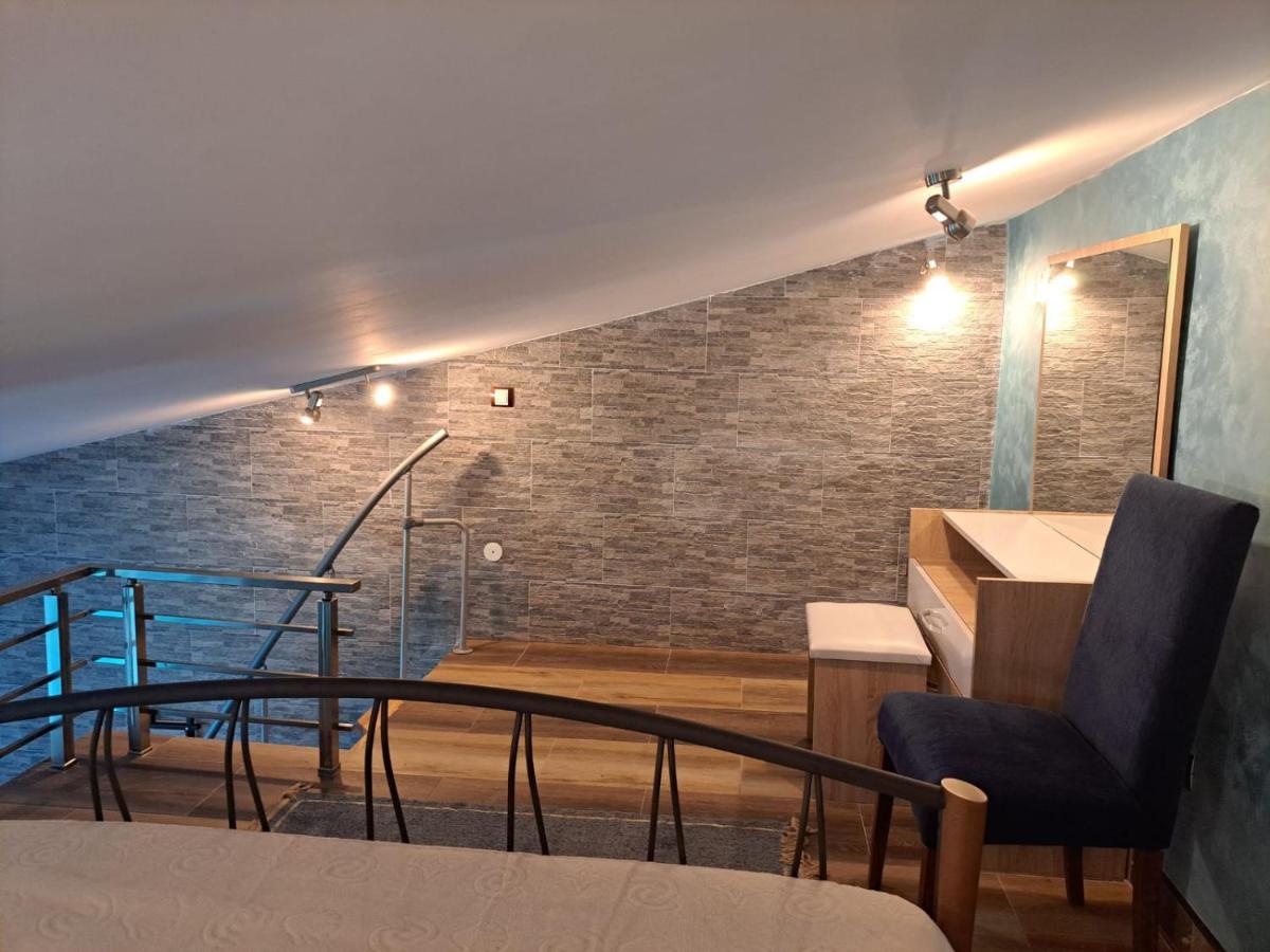 Apartments With Sea View In Prcanj Котор Екстериор снимка