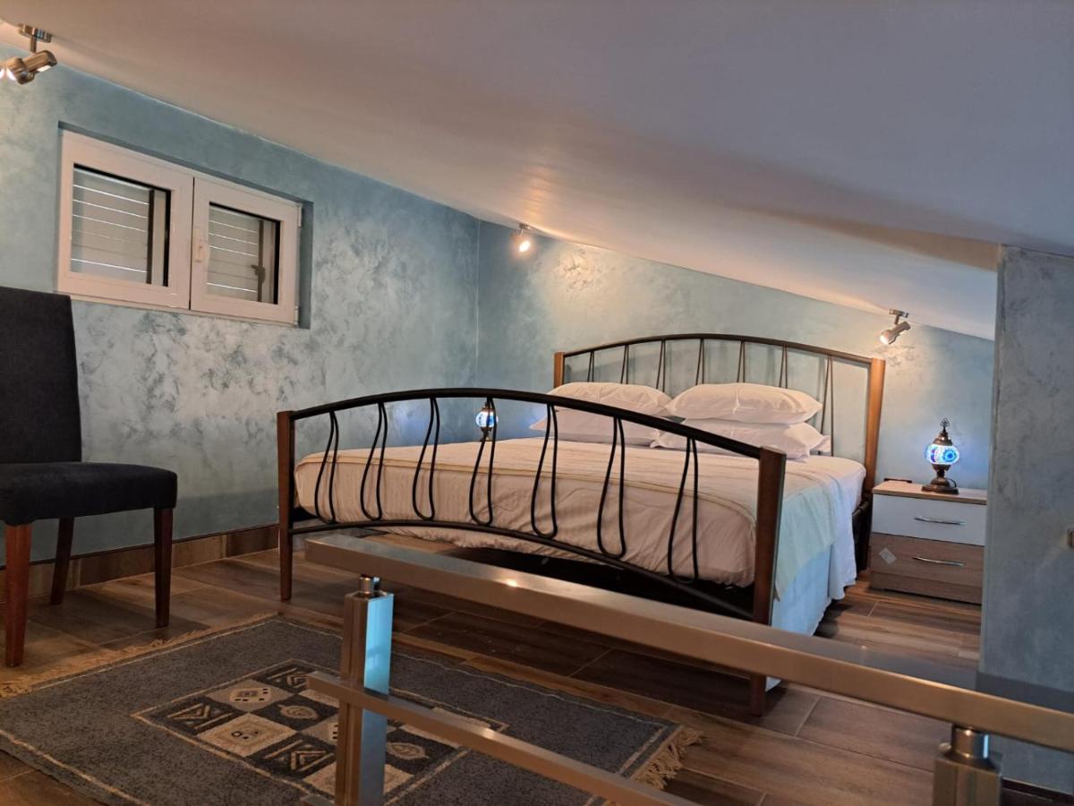 Apartments With Sea View In Prcanj Котор Екстериор снимка