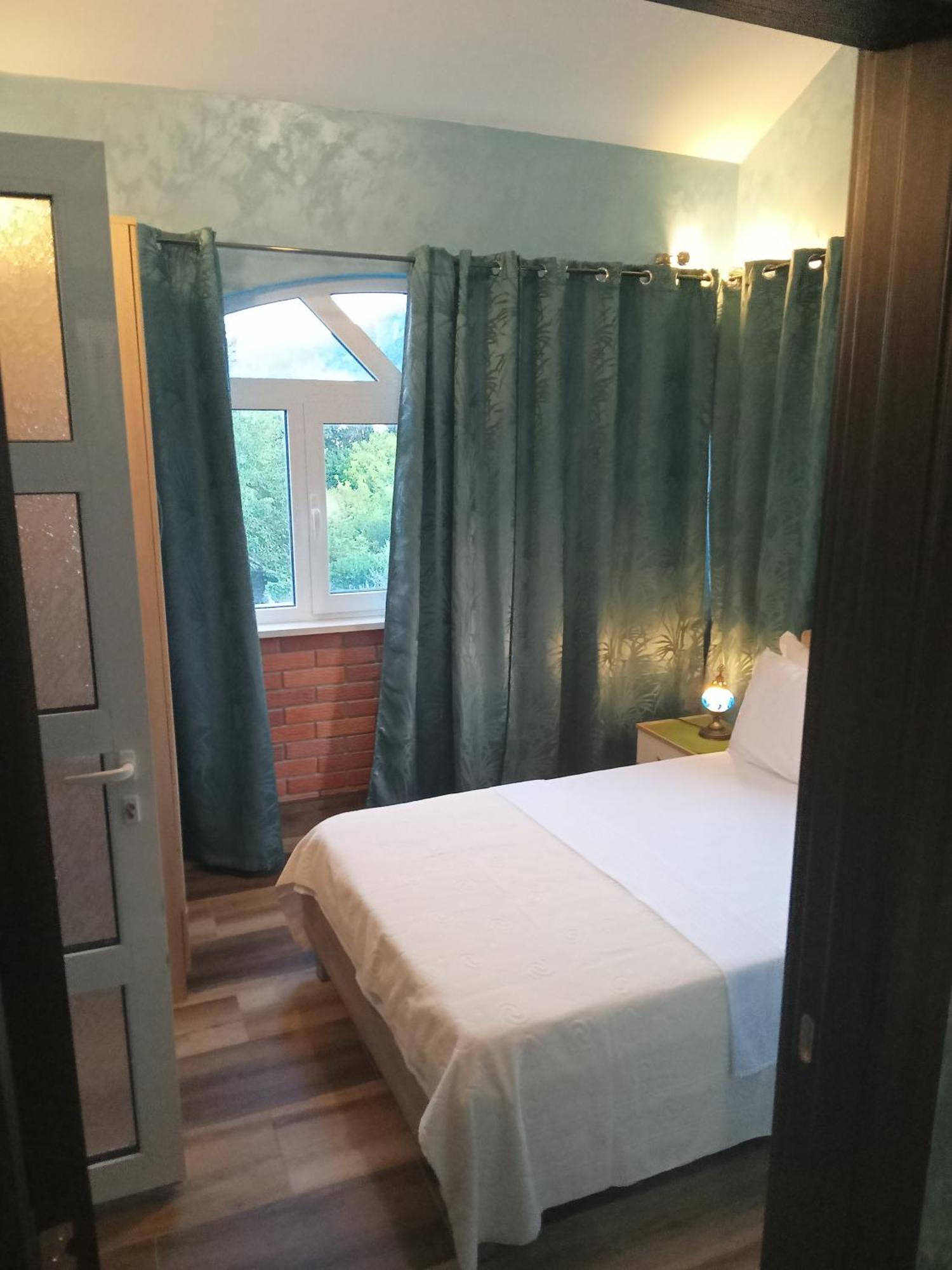 Apartments With Sea View In Prcanj Котор Стая снимка